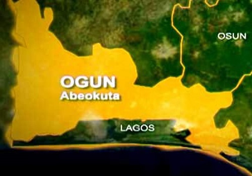 Soldiers arrest suspected thugs with gun, knife in Ogun