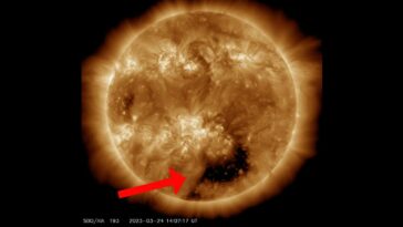 There’s a massive ‘hole’ in the sun the size of 20 Earths right now