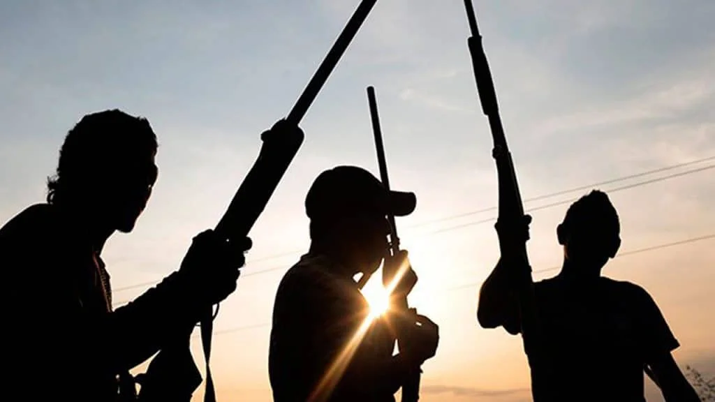 Osun 2026: Gunmen attack APC guber candidate’s wife’s convoy