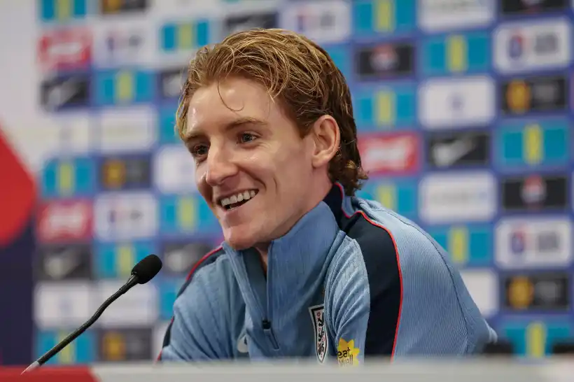 Anthony Gordon gives verdict on Harry Kane vs Lamine Yamal Ballon d’Or battle