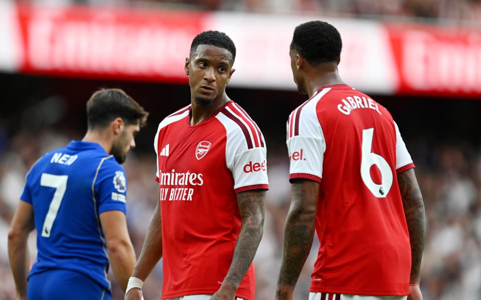 Jamie Carragher warns Arsenal’s rivals after Chelsea victory