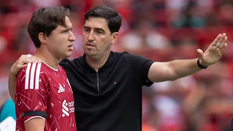 Liverpool leave Chiesa and Endo out of Champions League squad