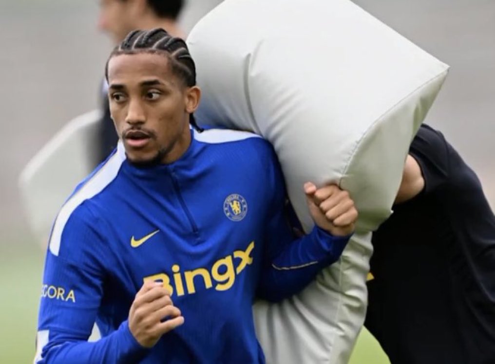 Chelsea stars use rugby pads in bid to stop Arsenal’s dangerous corners