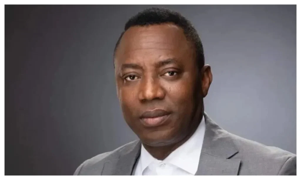 Court adjourns Sowore’s cyberbullying trial to October 2 for continuation of defence