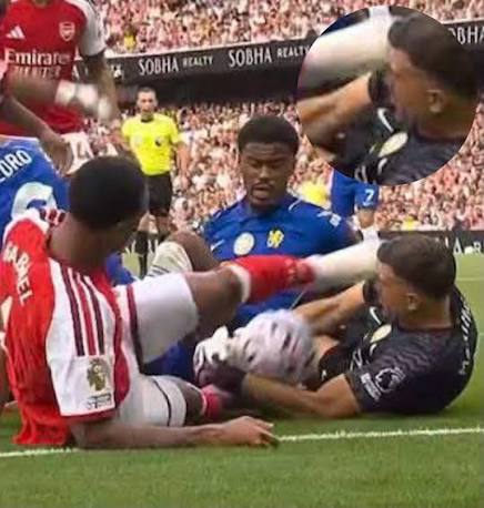 Why Gabriel avoided a red card against Chelsea