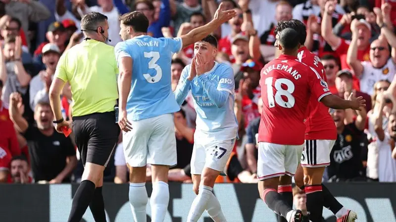 Manchester United player ratings vs City: 8/10 Mainoo not enough as 4/10 Dalot struggle