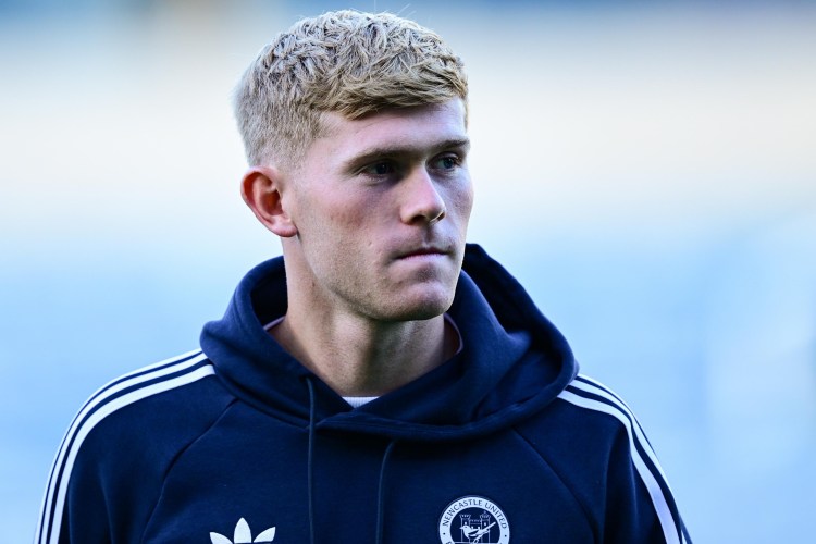 Newcastle hand Man United major blow with Lewis Hall contract decision