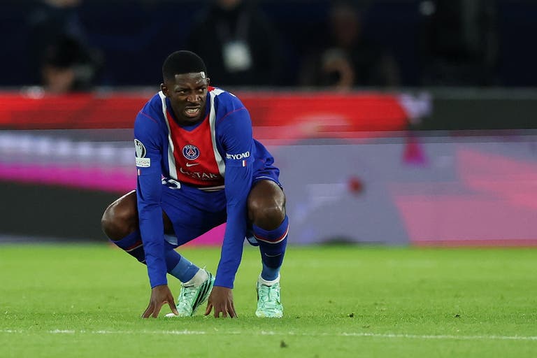 PSG suffer triple injury blow as Dembele, Kvaratskhelia and Marquinhos exit against Barcelona