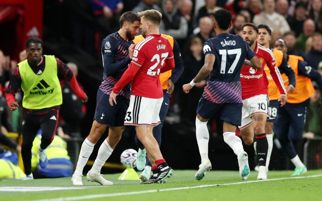 Rodrigo Bentancur sent off as Tottenham rescue a late point in Old Trafford