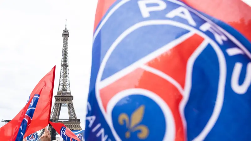 PSG v Lyon Ligue 1 clash postponed 24 hours amid Paris protests