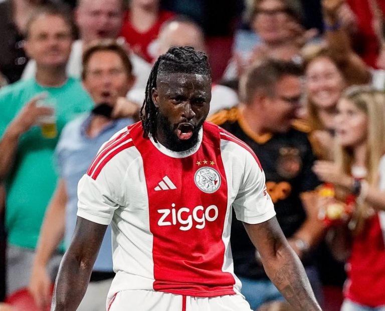 Wolves demand higher fee as Ajax pursue permanent deal for Arokodare
