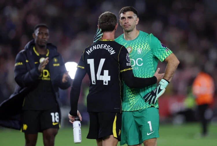 David Seaman explains why Chelsea needed Emiliano Martinez over Sanchez