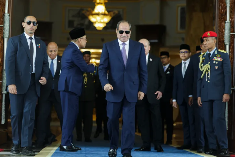 Egyptian lawmakers postpone vote on troops for Saudi Arabia to October 26