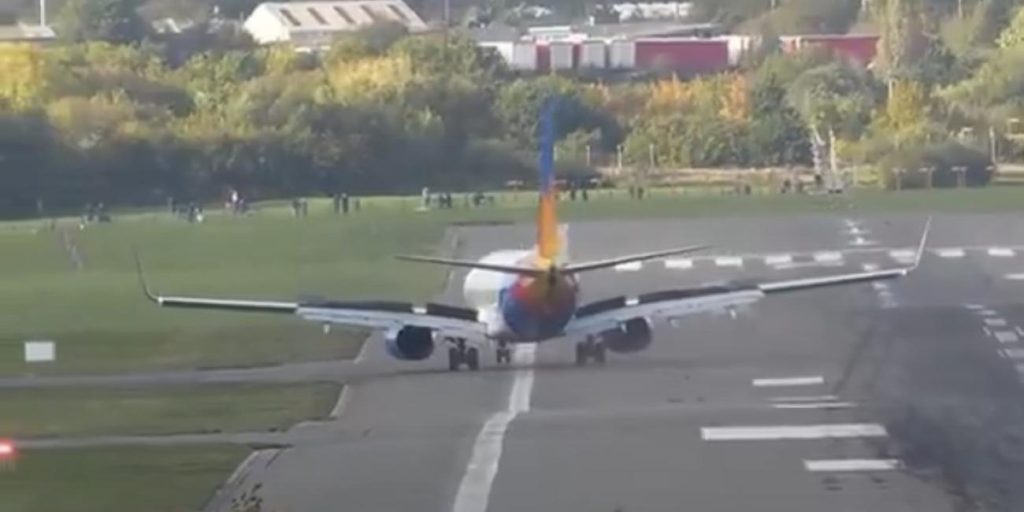 Boeing 737-800 plane veers off runway during Birmingham landing