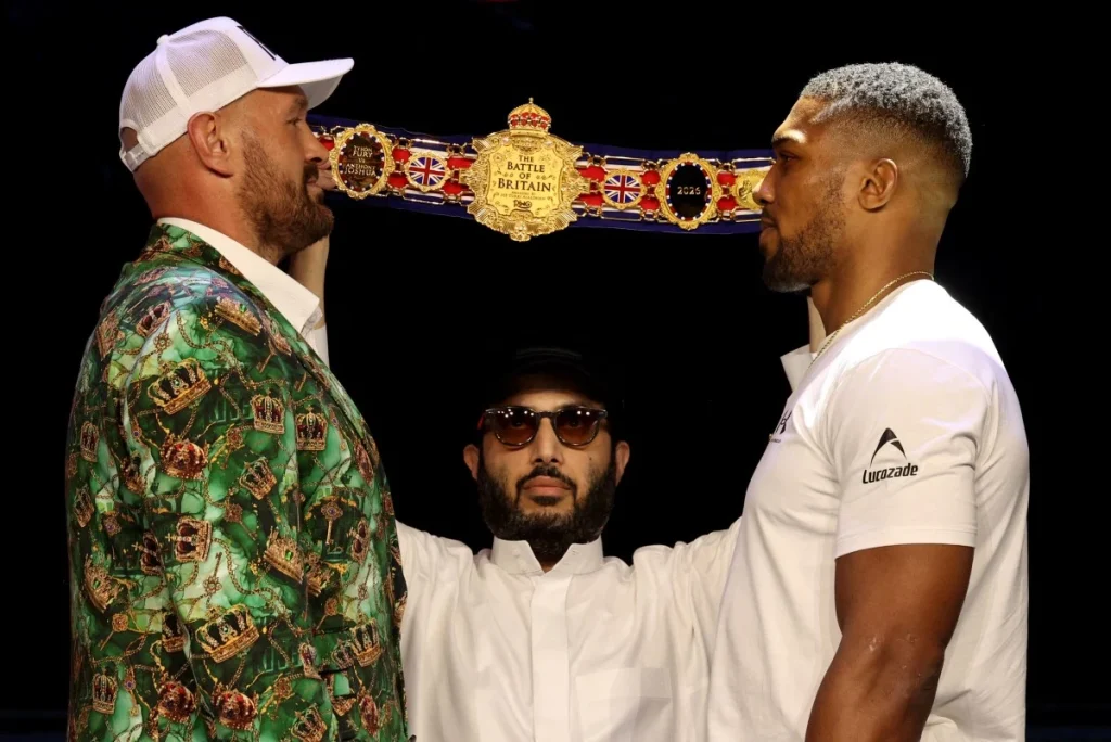 Fury to extend ring-walk invitation to Trump before Joshua fight