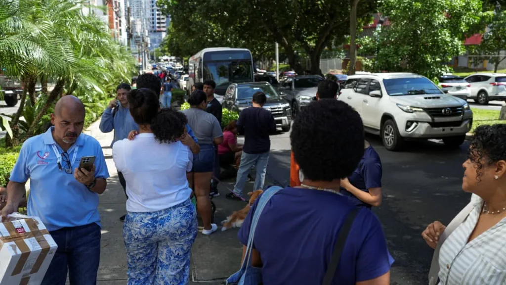 Magnitude 7.6 earthquake strikes off Panama, tsunami threat issued across Central America
