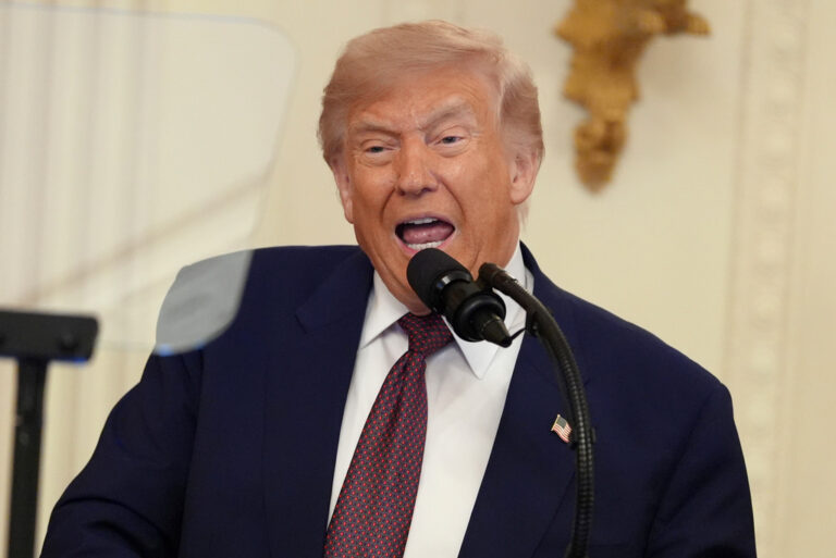 White House reportedly weighing mass pardons for junior staffers
