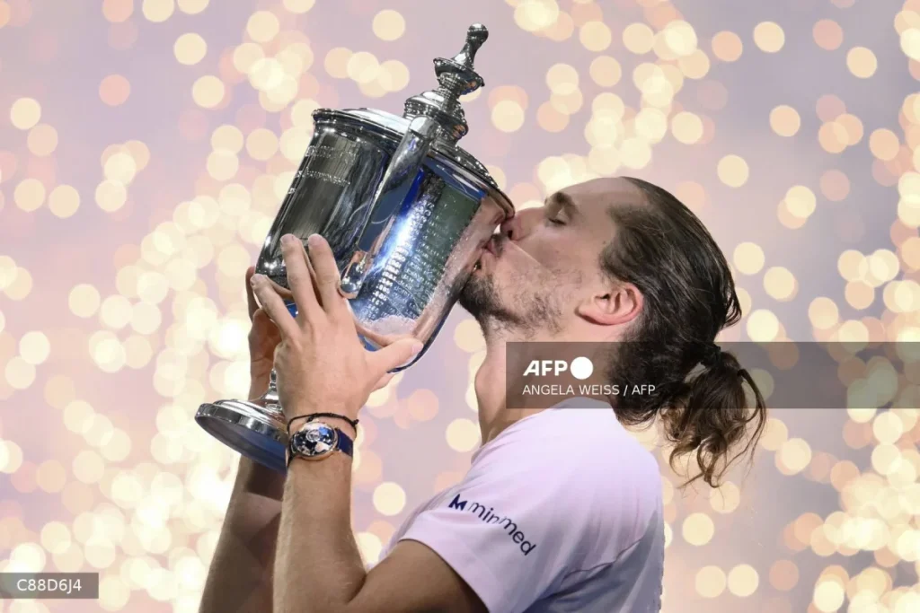 Germany’s Zverev takes over as tennis world No. 1