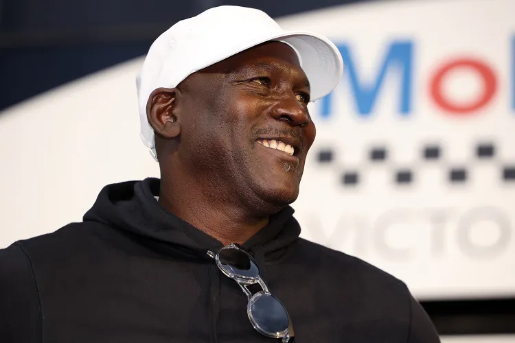 Michael Jordan donates  million to UNC in honor of his mother