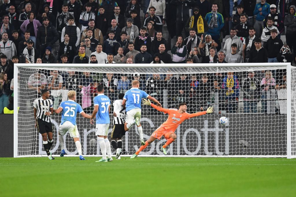 Lazio stun Juventus with dominant 3-0 victory at Allianz Stadium