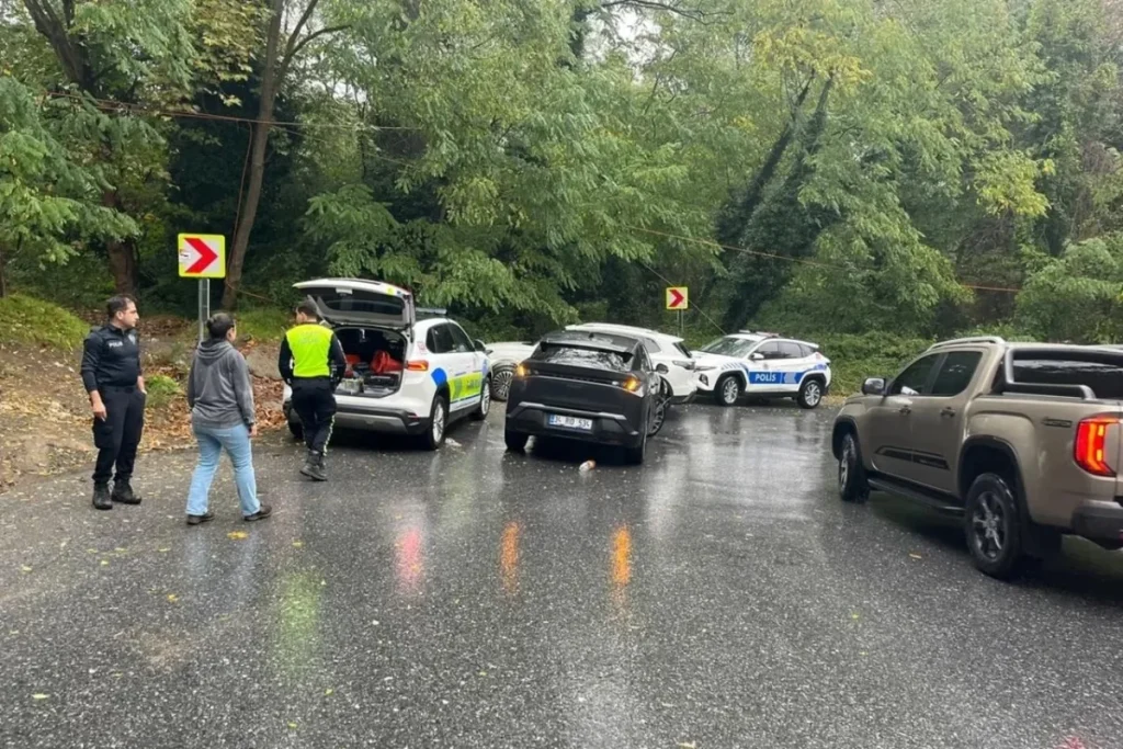 Victor Osimhen pregnant Girlfriend escapes unhurt in Istanbul car crash