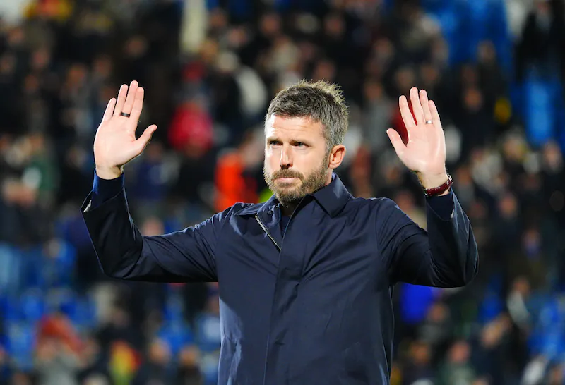 Bruno Fernandes questions Michael Carrick’s tactics after Manchester United’s Como humiliation