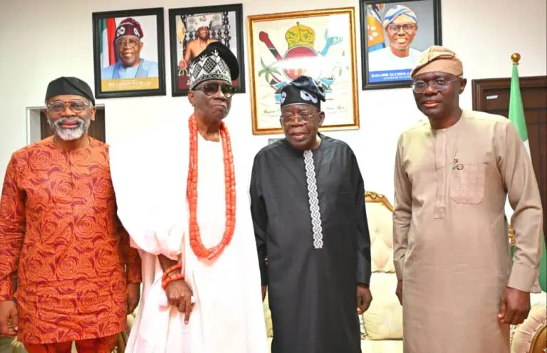 Tinubu pays courtesy visit to Oba of Lagos, gets royal prayers, counsel